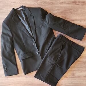 Van Heusen Black Suit Set